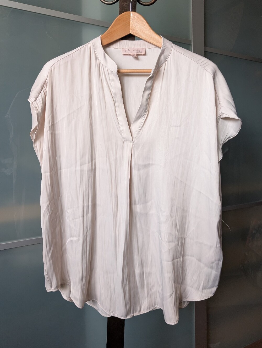 Philosophy Cream V-Neck Satin Blouse - Large
